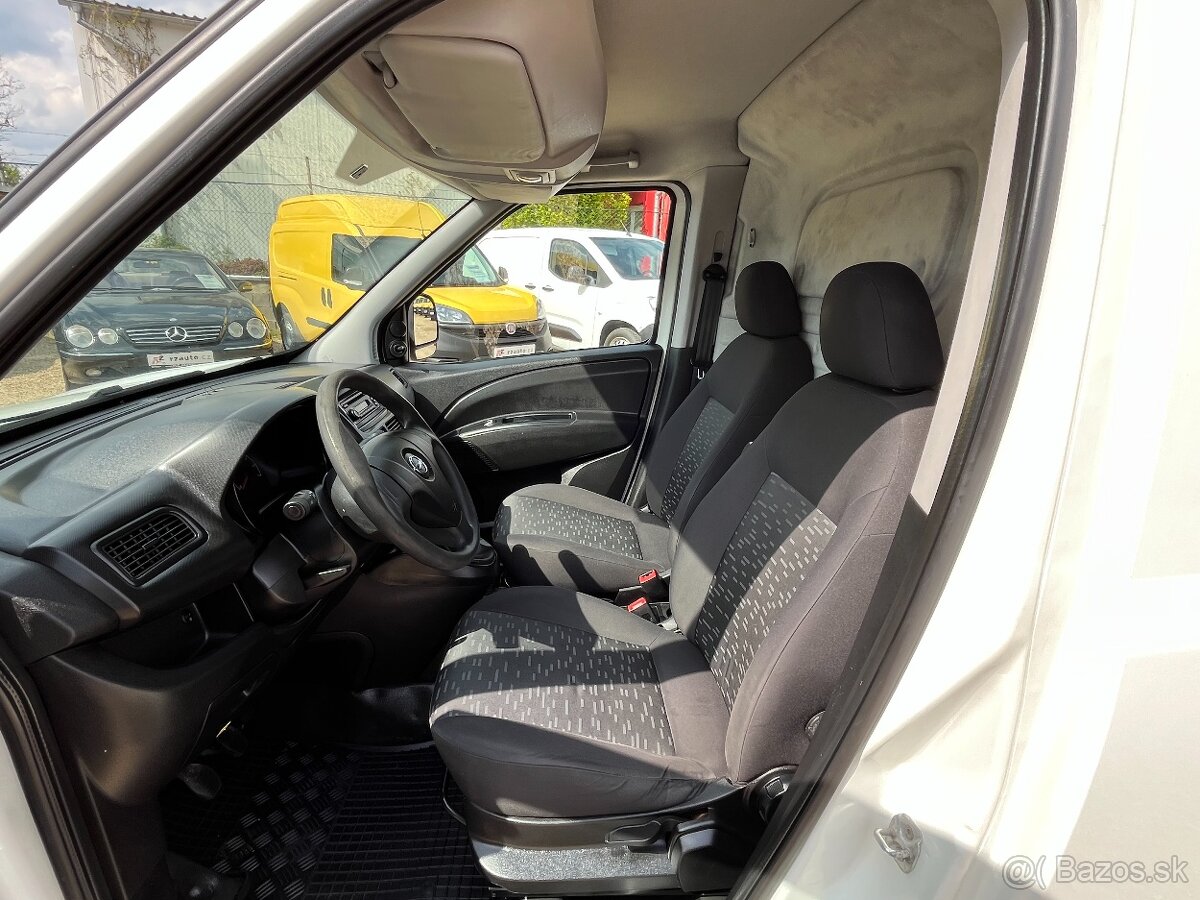Opel Combo, 1.6 CDTi 77kWCZ - 10