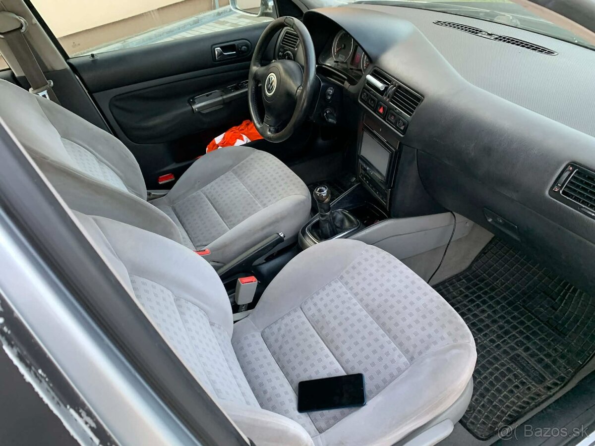 Volkswagen Bora 1.9 TDI 74Kw R.v 2002 - 10