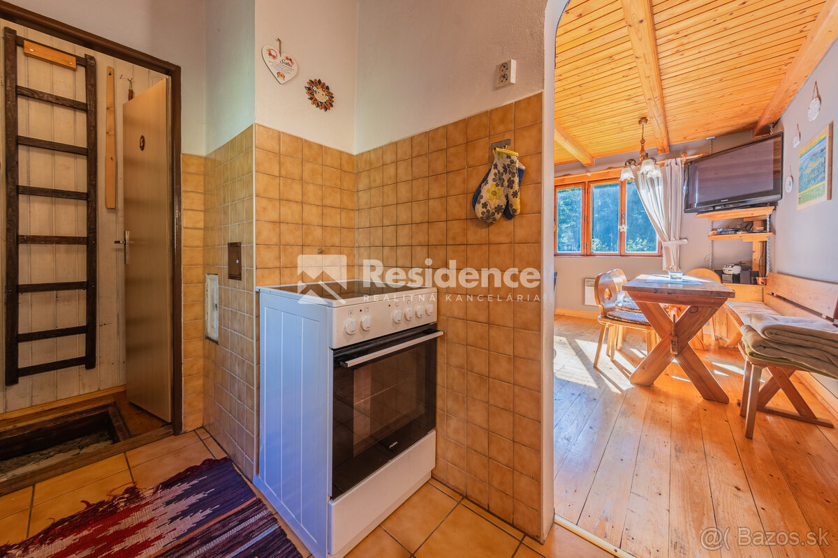 Na predaj čarovná chata uprostred lesa – Liptovský Ján - 10