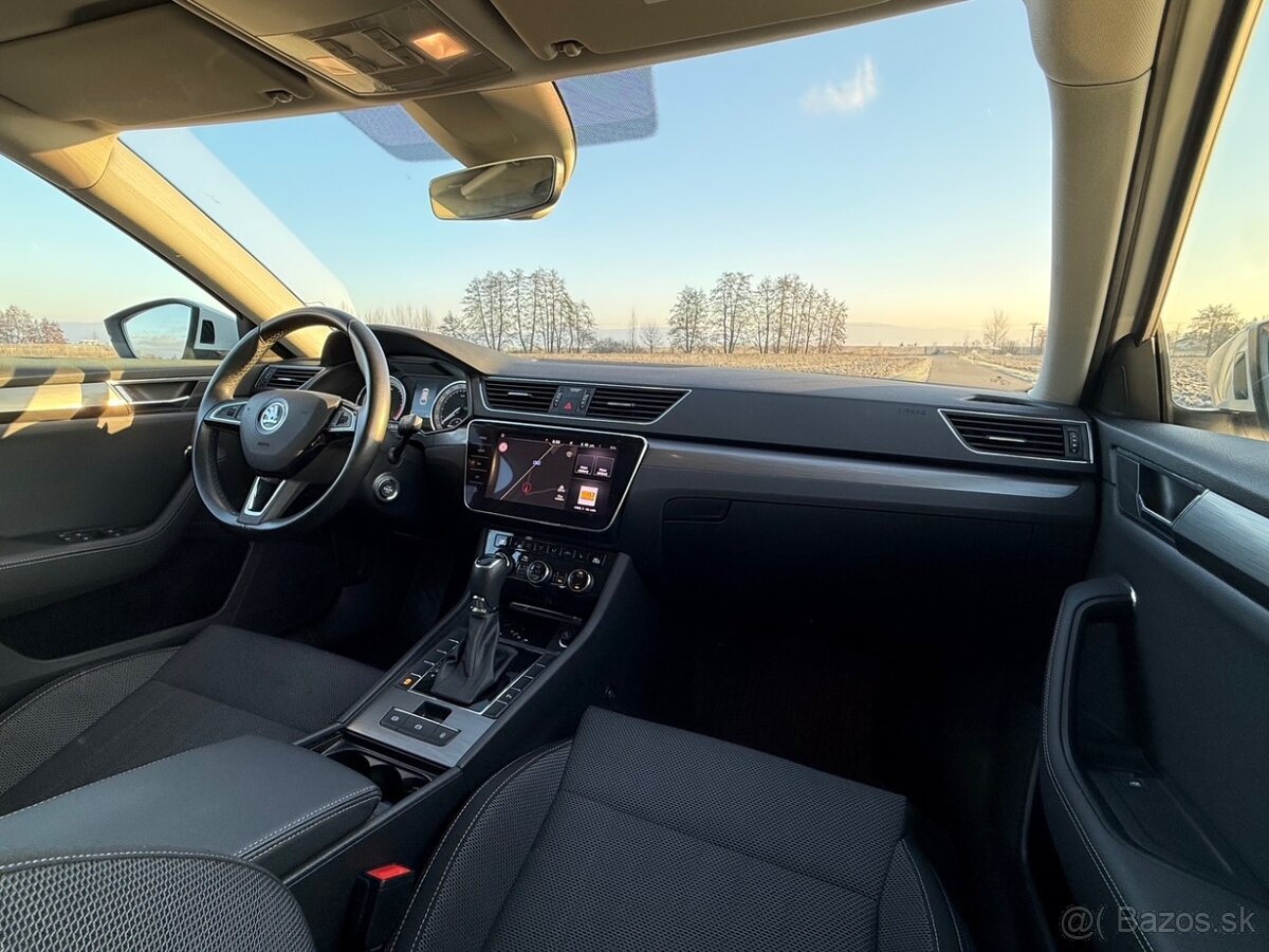 Superb Combi 2.0TDI DSG 58tis km DPH ČR FACELIFT, KAMERA,ACC - 10