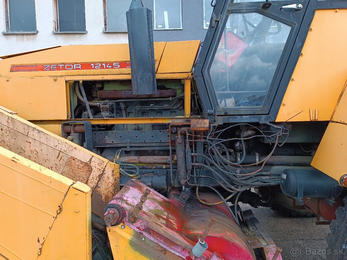 Zrezávač krajníc Zetor 12145 - 10
