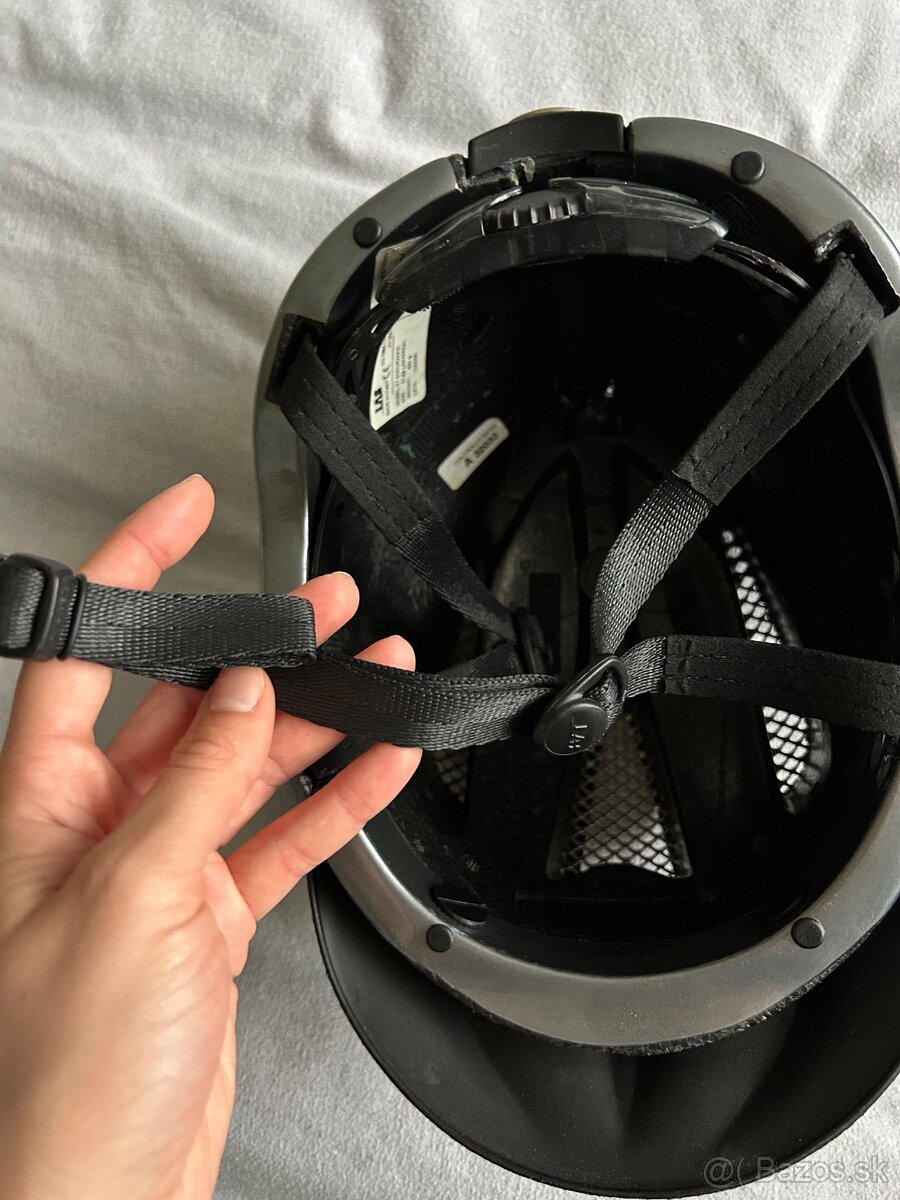 Las jazdecká helma - 10