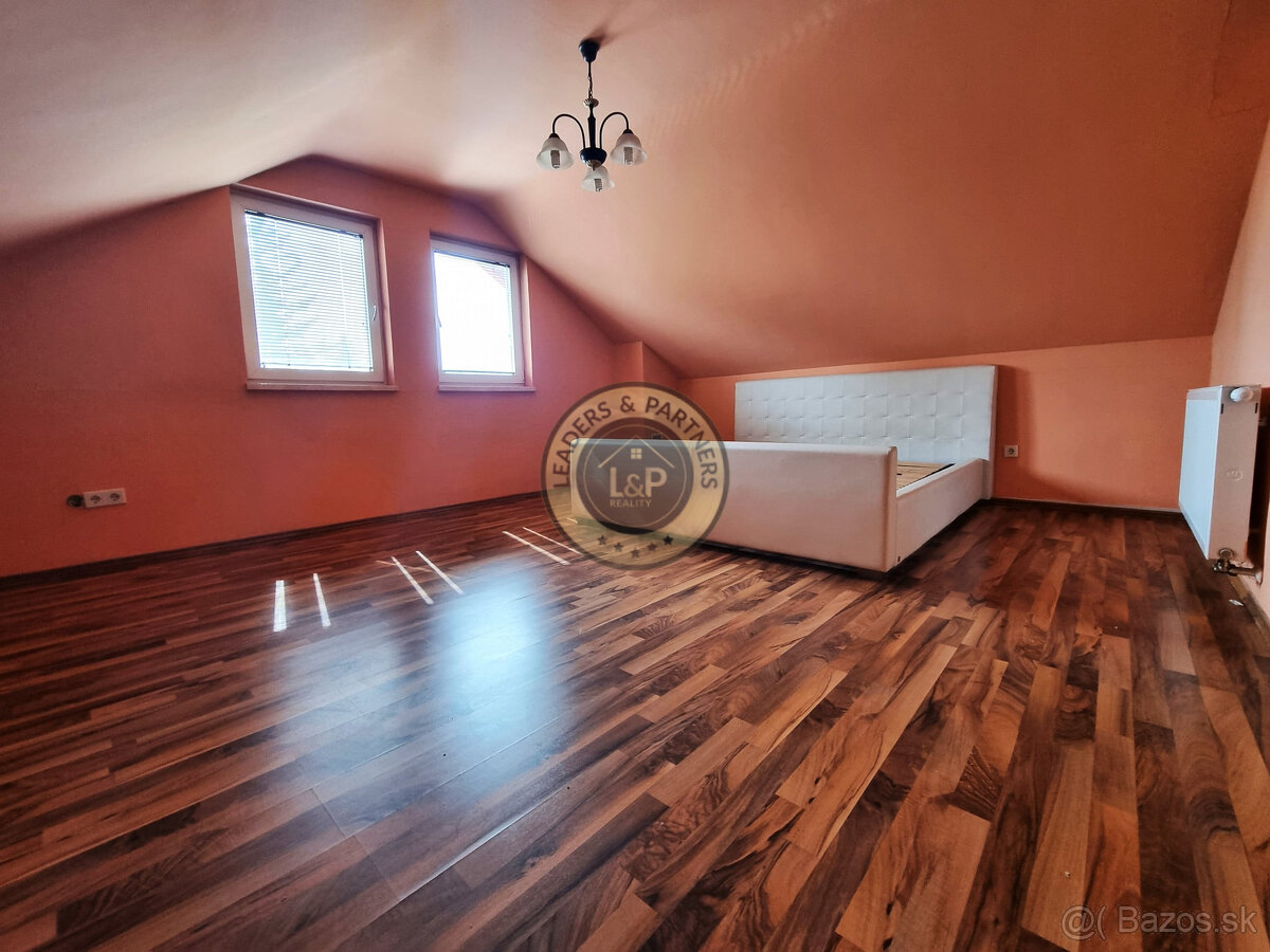 PREDAJ rodinný dom s tenisovým kurtom Levél - 10