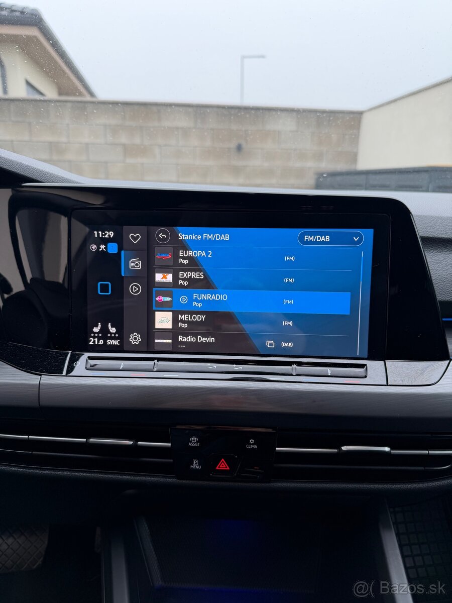 Rezervované VW GOLF 8 Style, 2.0 TDi, automat, ťažné, IQ Led - 10