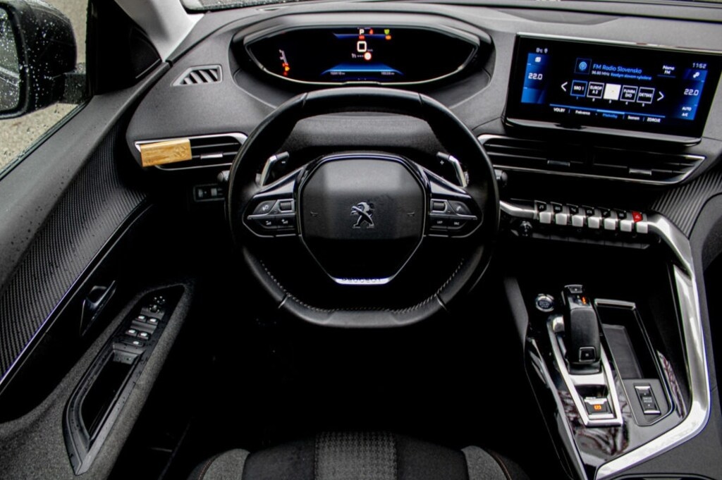 Peugeot 5008 1.2 PureTech 130 E6d-ISC Allure - ODPOČET DPH - 10