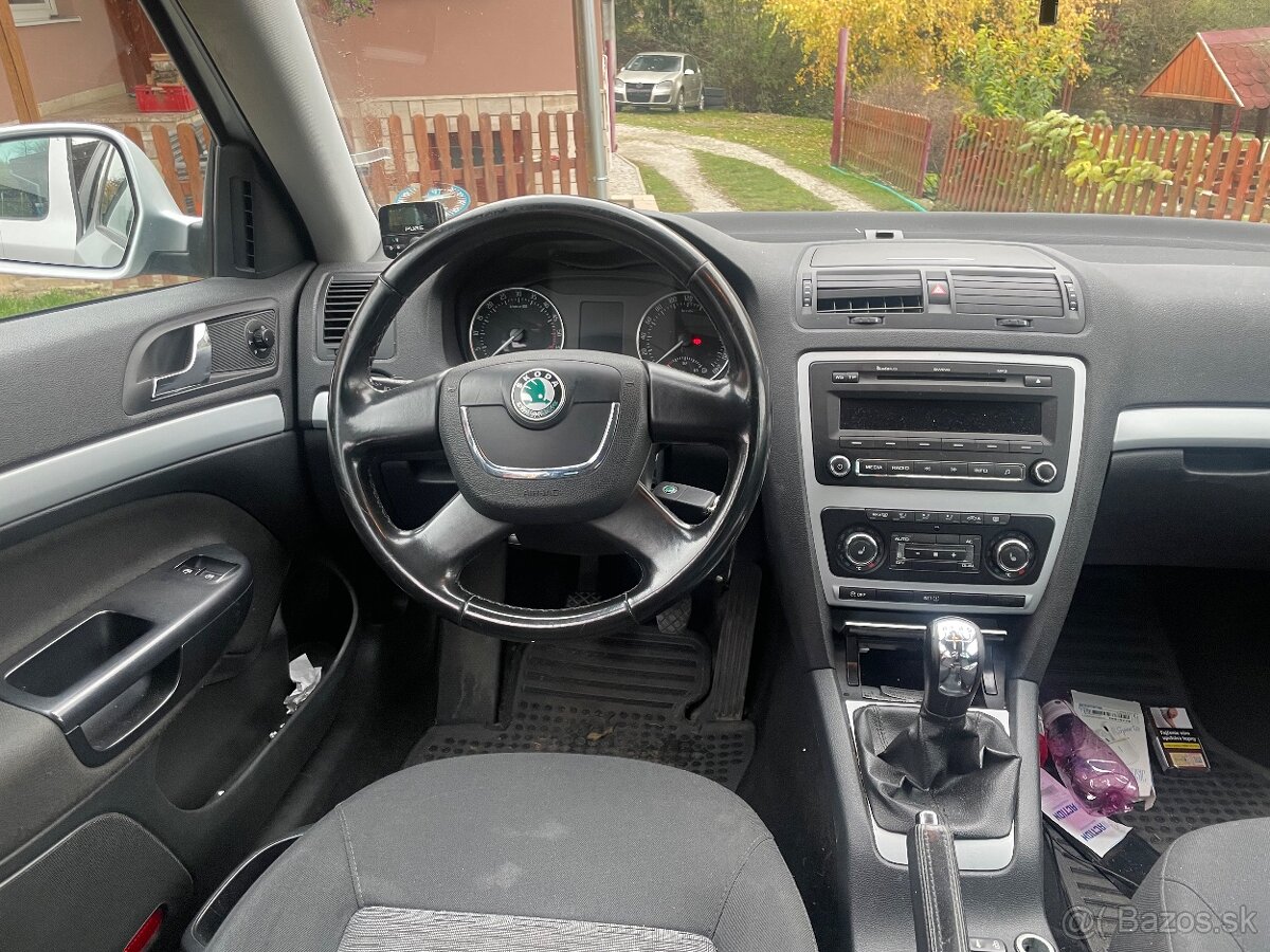 skoda octavia 2 1.6 tdi - 10