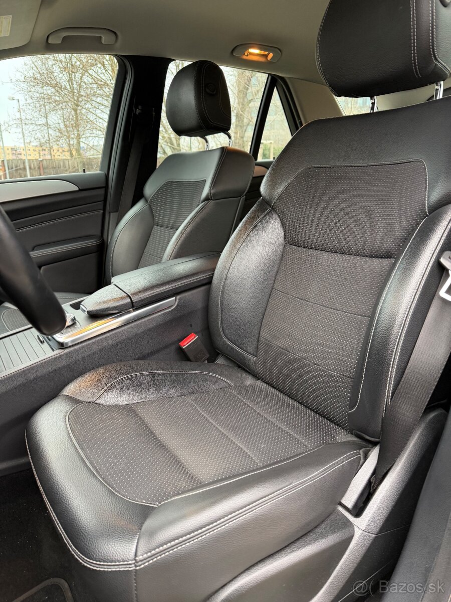 Mercedes Benz ML250 4Matic - 10