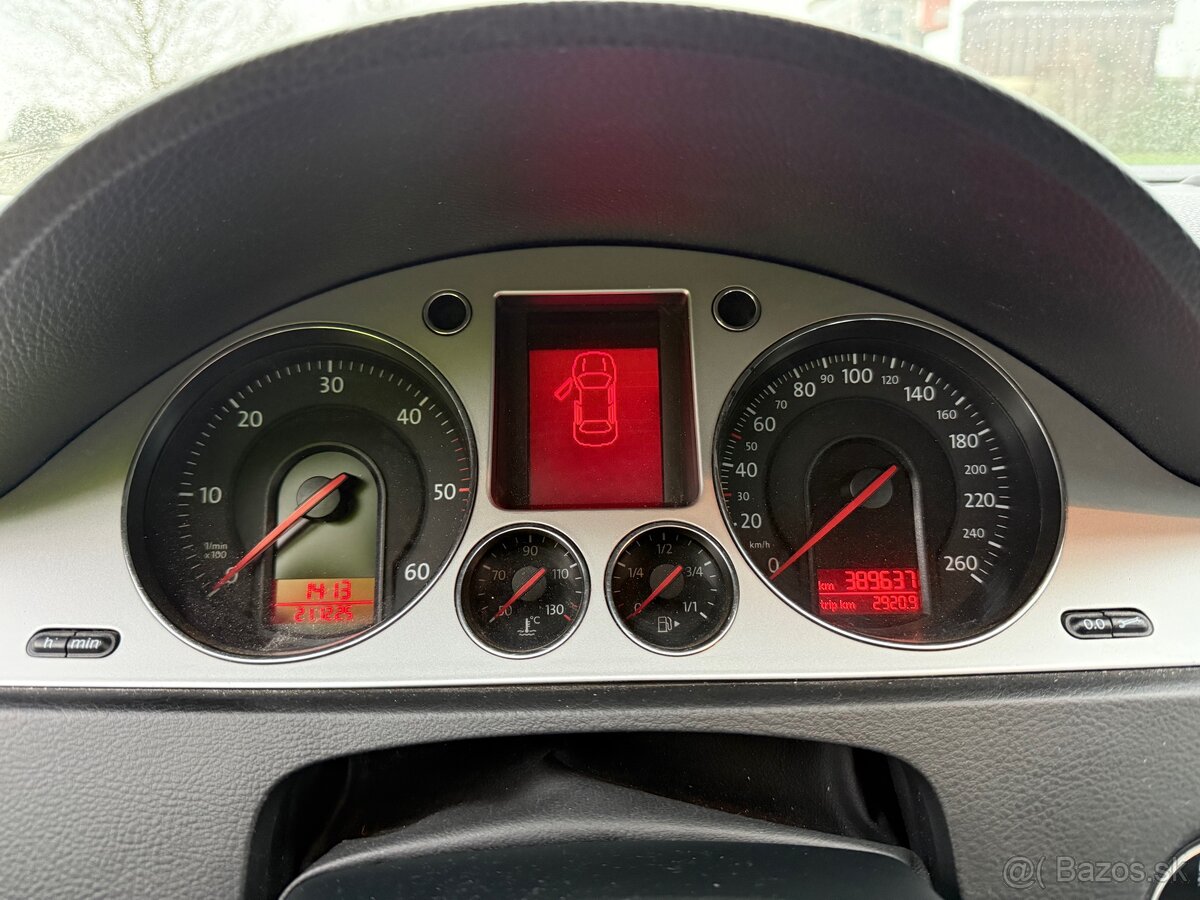 Volkswagen Passat B6 Variant 2.0 TDI DSG - 10