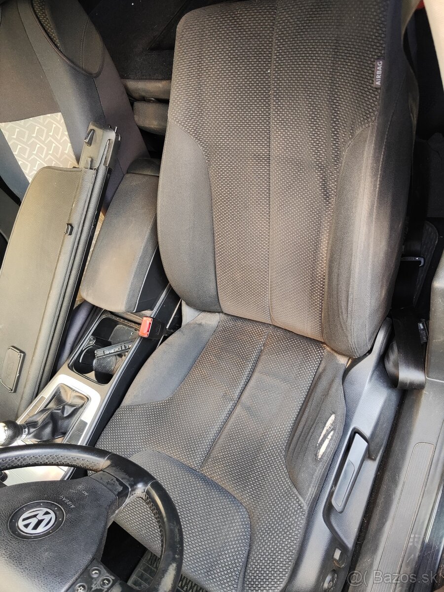 Rozpredám Passat B6 - 10