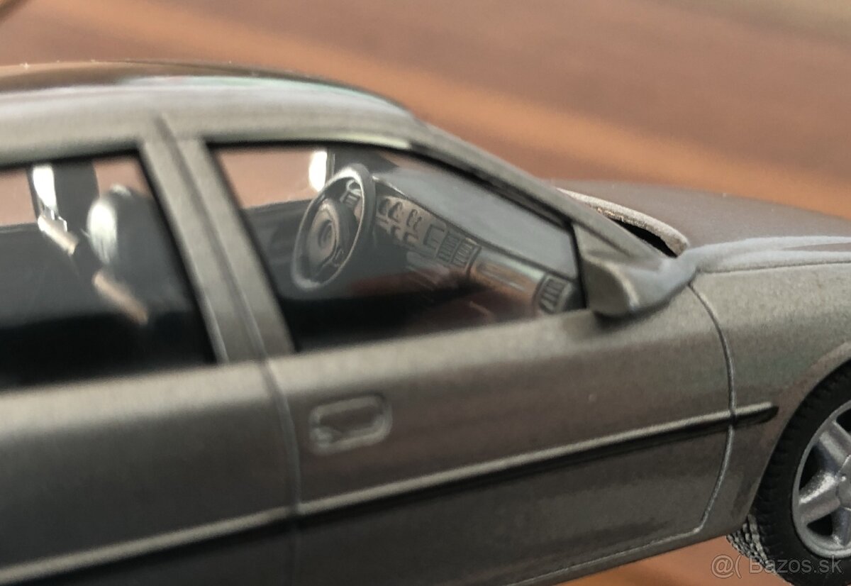 Opel Vectra B 1:43 Schuco Germany - 10