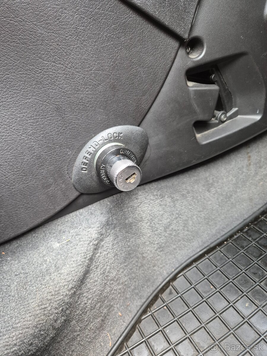 Peugeot 307 SW 1.6 - 10