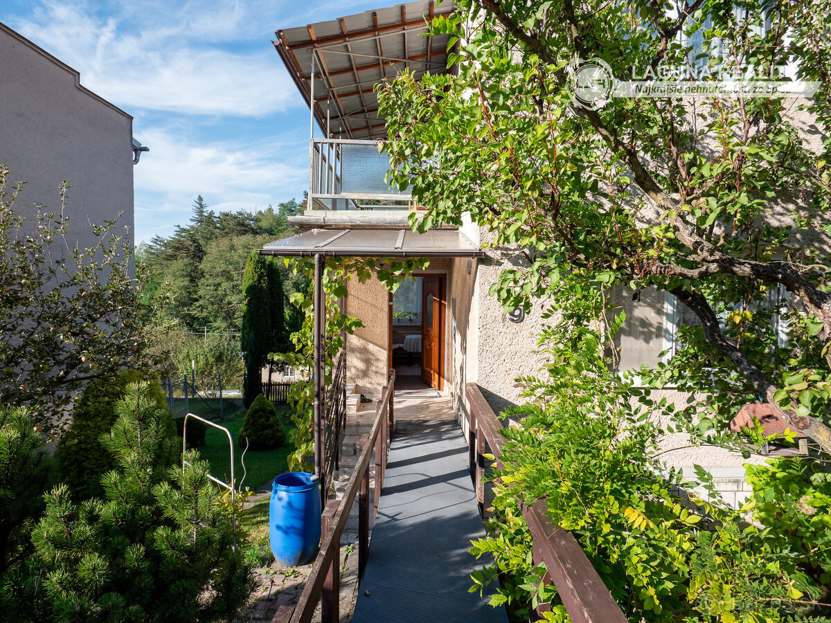 Rodinný dom Krompachy s garážou - Turistická ulica - 10