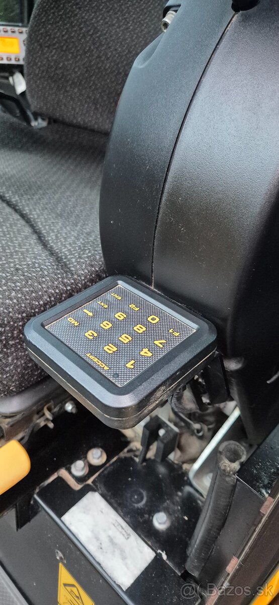 Jcb 19 c-1 r2019 - 10