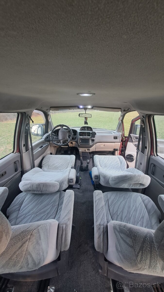 Mitsubishi L400 Space Gear - 10