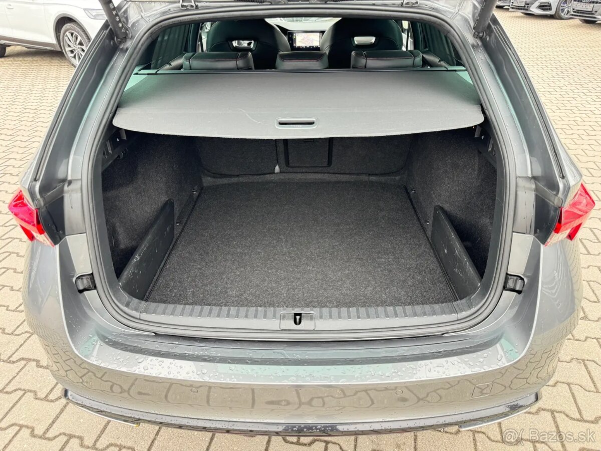 Skoda Octavia 2.0TD RS Plus 4x4 - 10