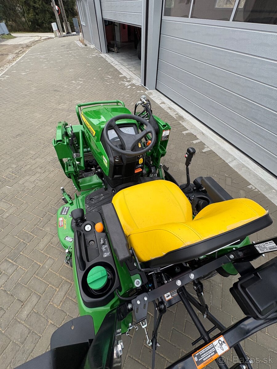 John deere 1025r - 10
