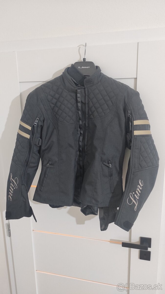 Helma, bunda, rukavice - 10