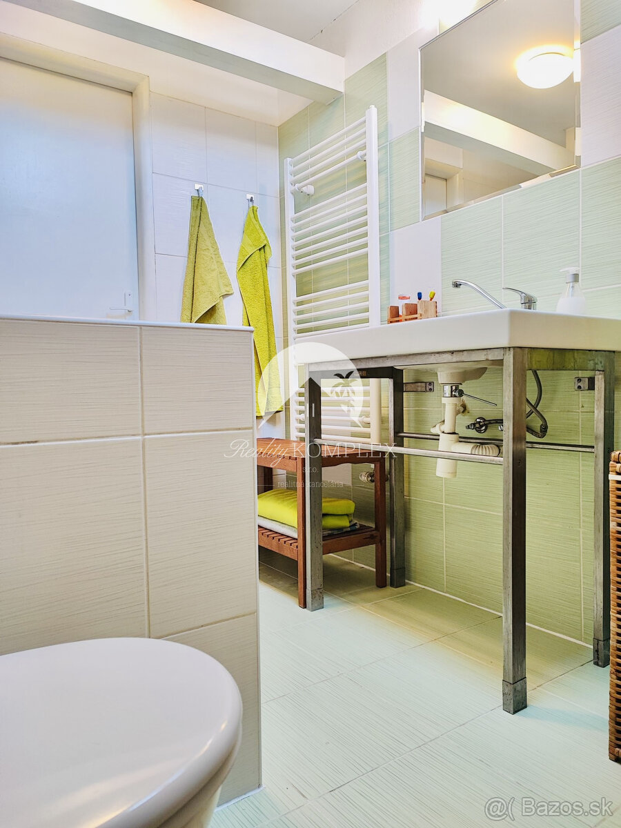 Reality KOMPLEX s.r.o.,Vám ponúka elagantný, úplne rekonštr - 10