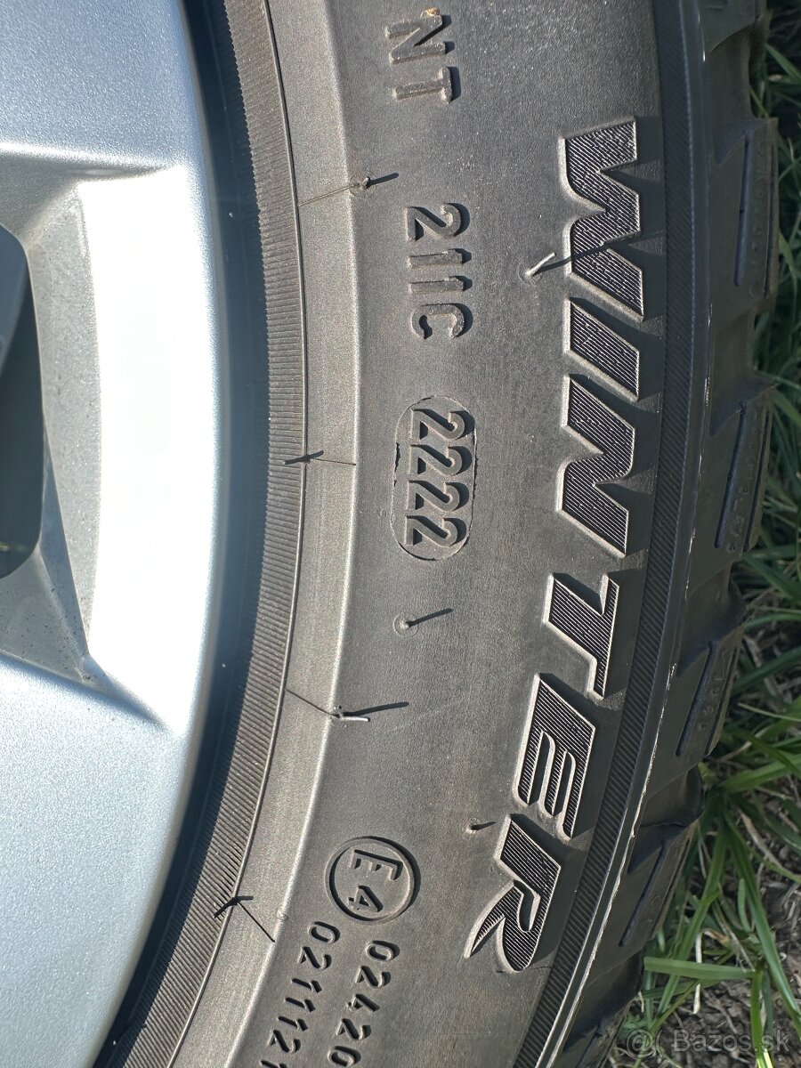 Zimná sada R17 original VW Golf 8 - 10