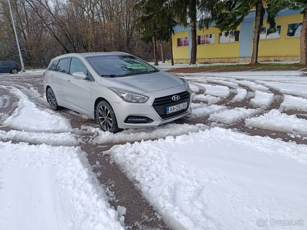 Hyundai i40 CW CRDi - 10