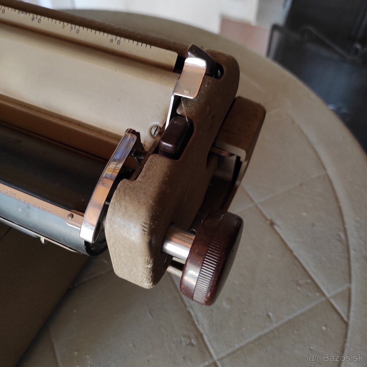 Písací stroj- nová cena - 10