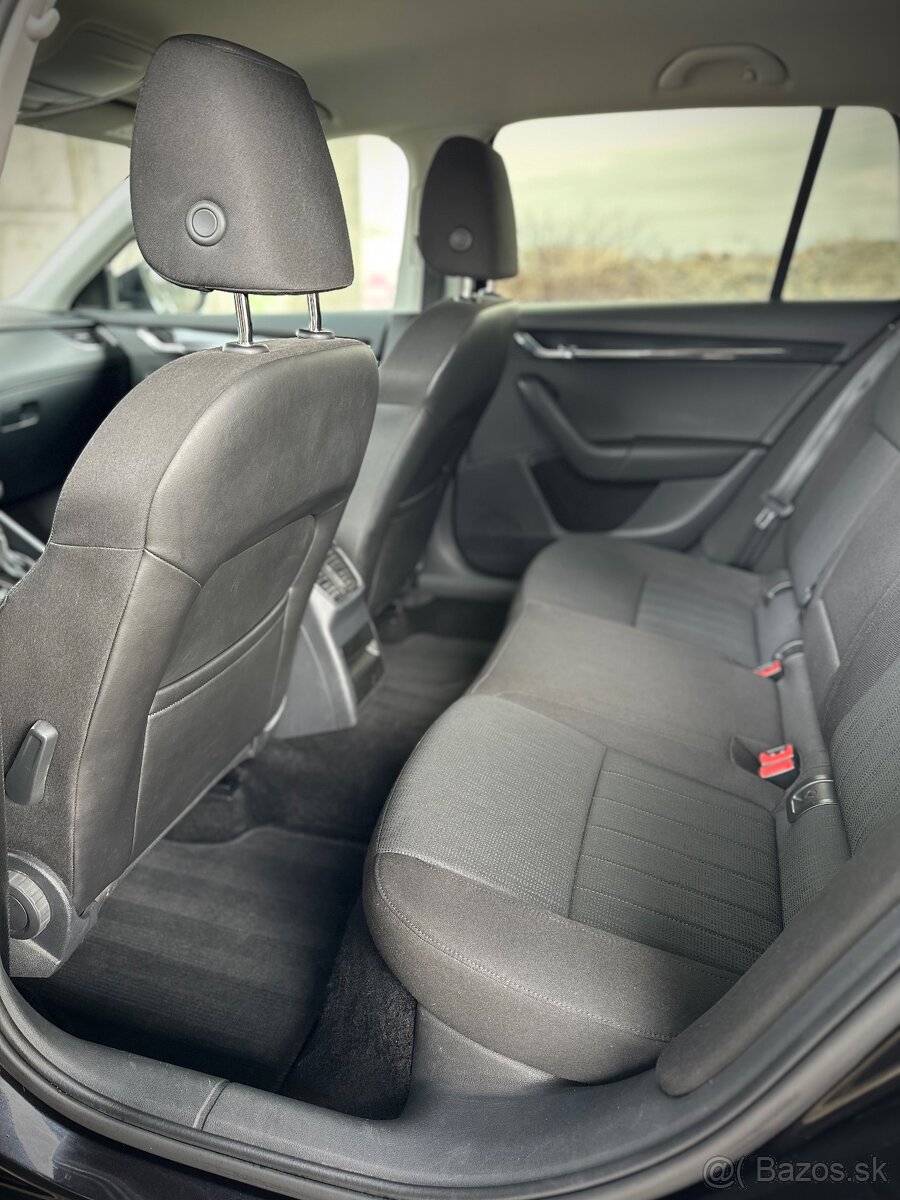 Škoda Octavia 2.0TDi 110kw DSG - 10