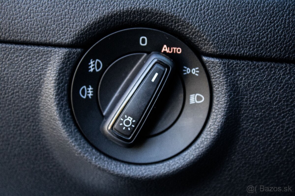 Škoda Octavia Combi 1.6TDI 85kW MT 5-st. - 10