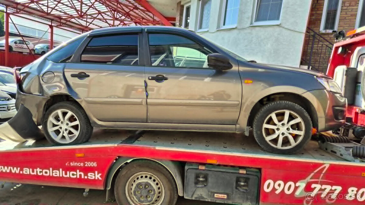 Lada Granta 1,6i 72kw - 10