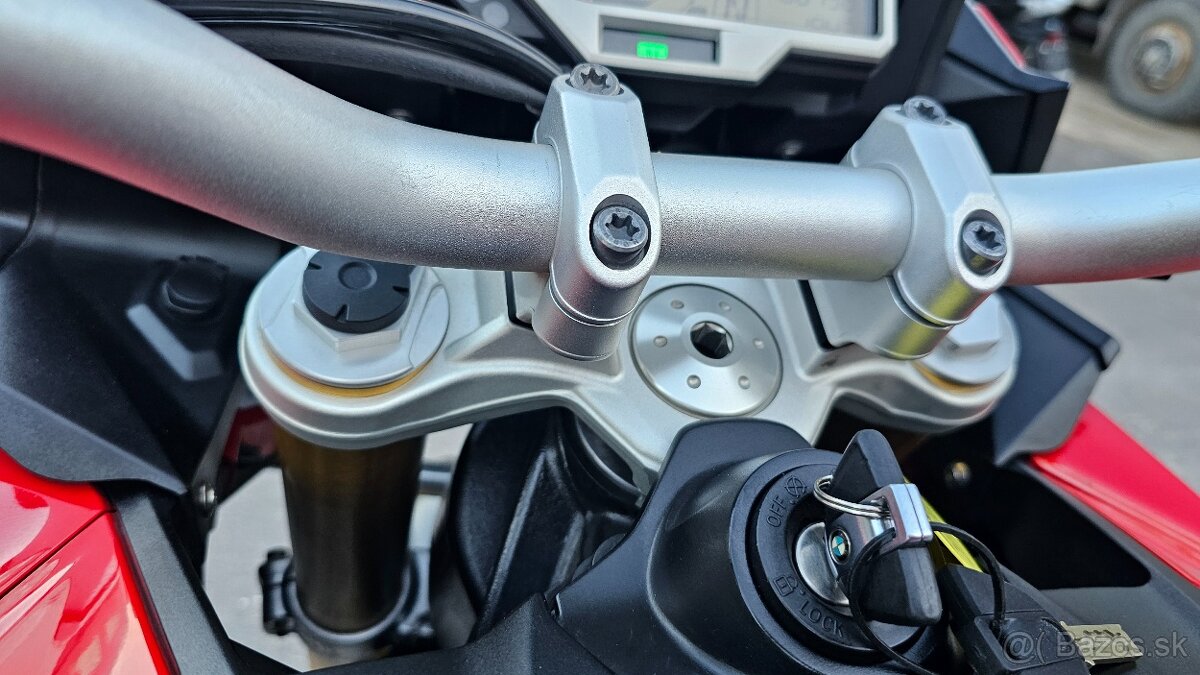 BMW S1000XR r.v. 2016 - 10