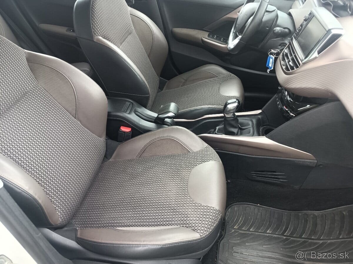 PEUGET 2008 - 10