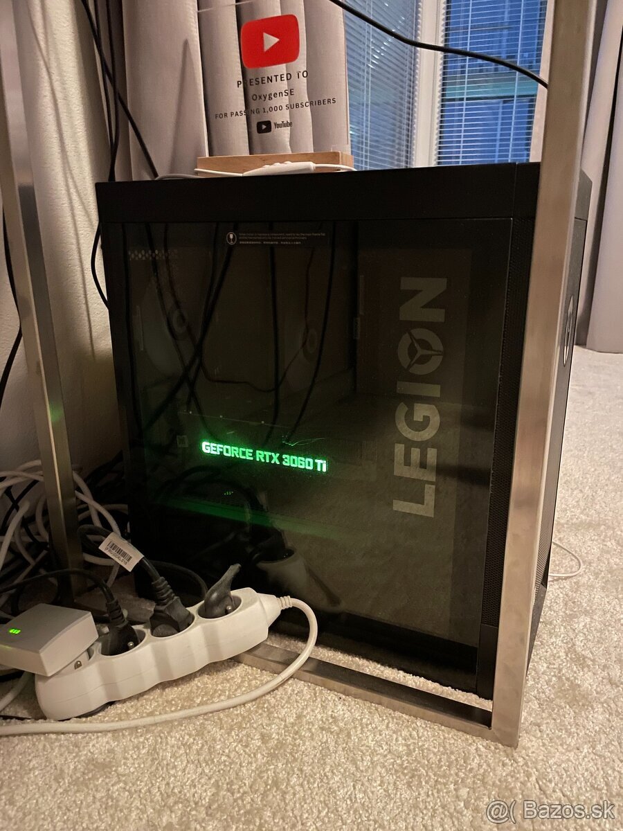 Lenovo Legion T5-26AMR5 / Samsung Odyssey G7 28" - 10