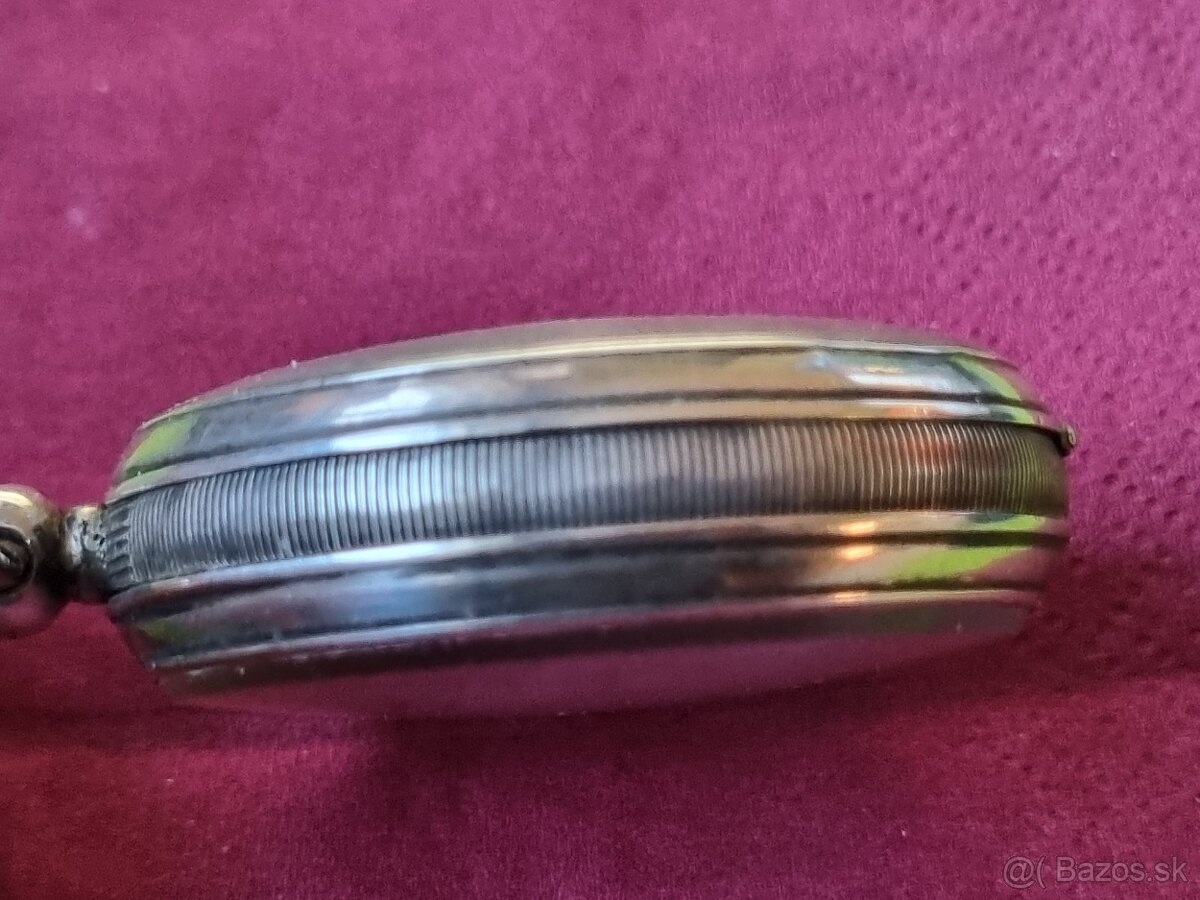 Strieborné, vreckové hodinky,Waltham. - 10