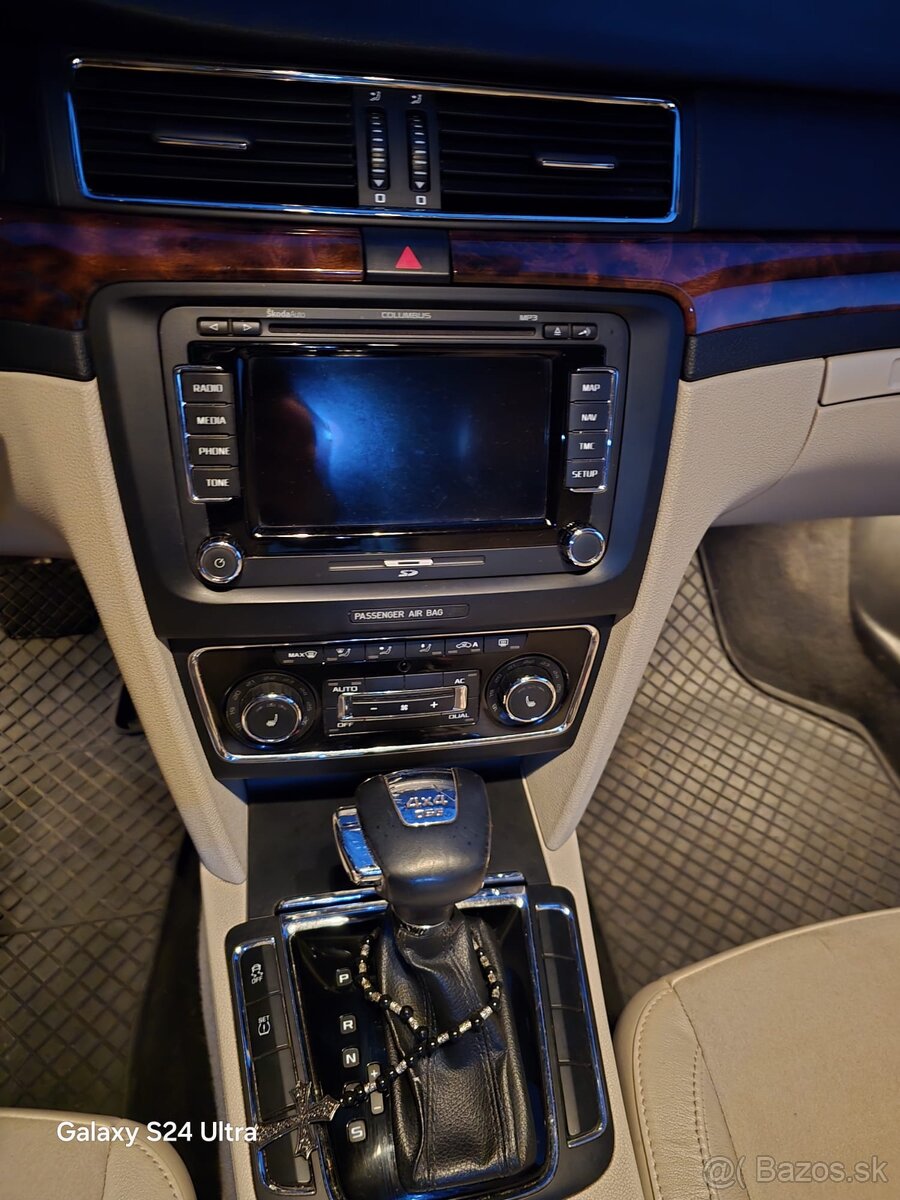 Škoda Superb - 10