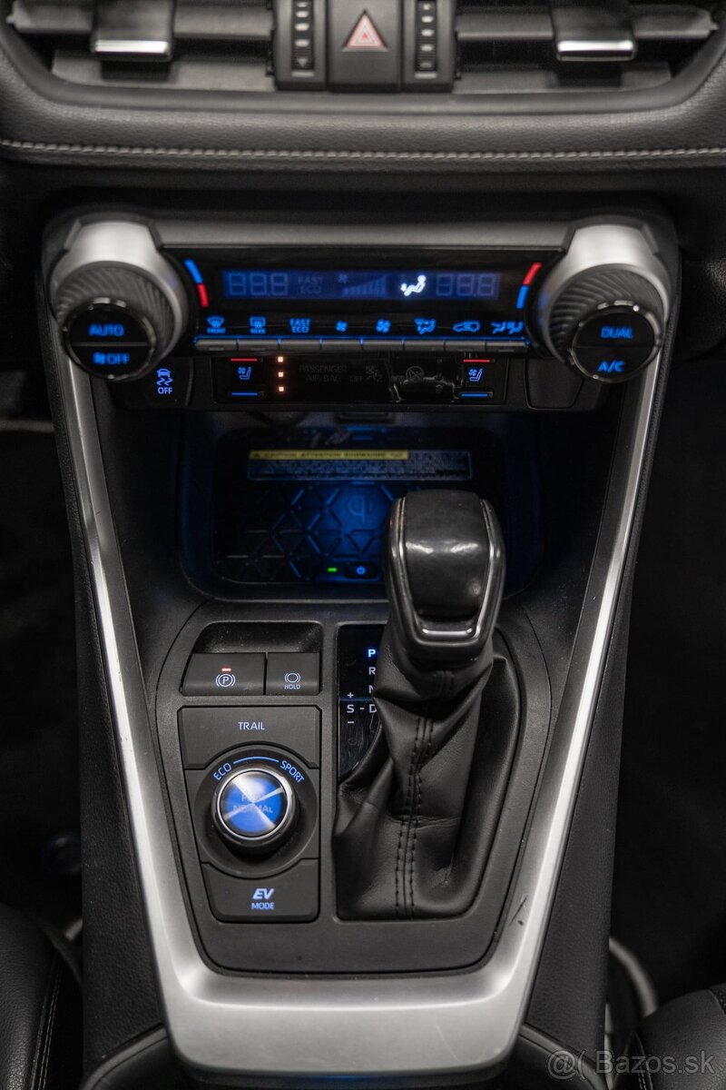 Toyota Rav4 hybrid 2020 187000km - 10