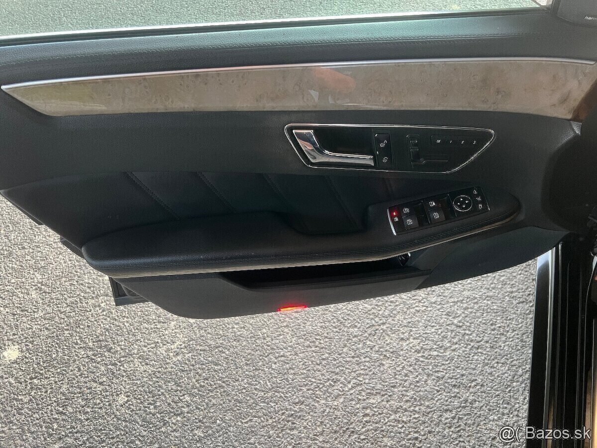 Mercedes E500 W212 5.5i V8 285kw / 388ps kupene na SK - 10