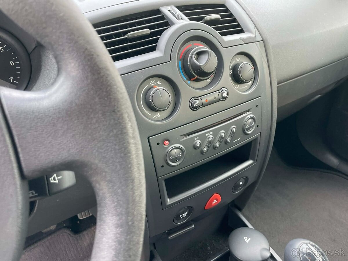 Renault Megane 1.4 105ooo km SK auto - 10