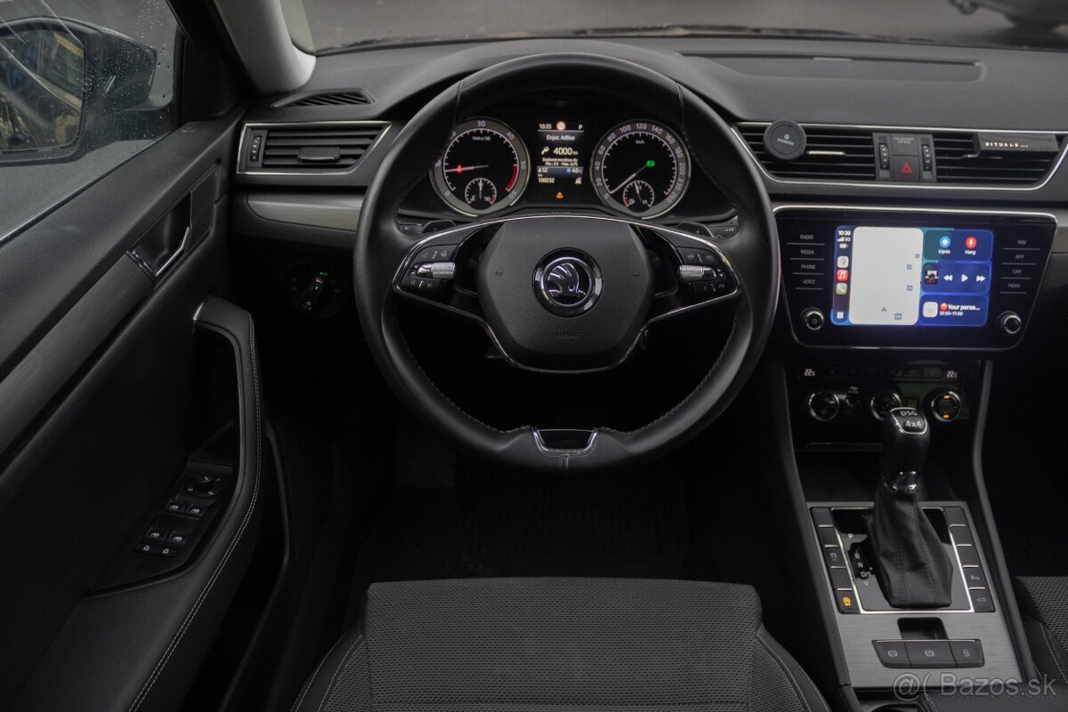 Škoda Superb Combi - 10