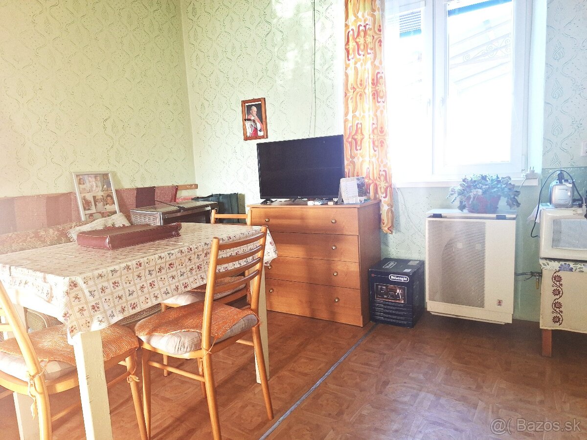 Ponúkame na predaj rodinný dom v obci Štrkovec pri Tornali - 10