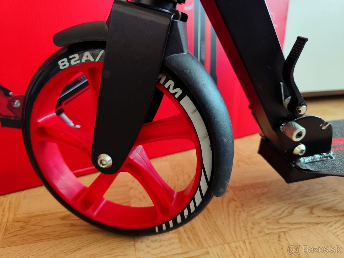 Kolobežka Ferrari - 10