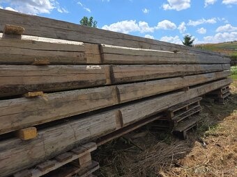 Rozobratá drevenica - 10