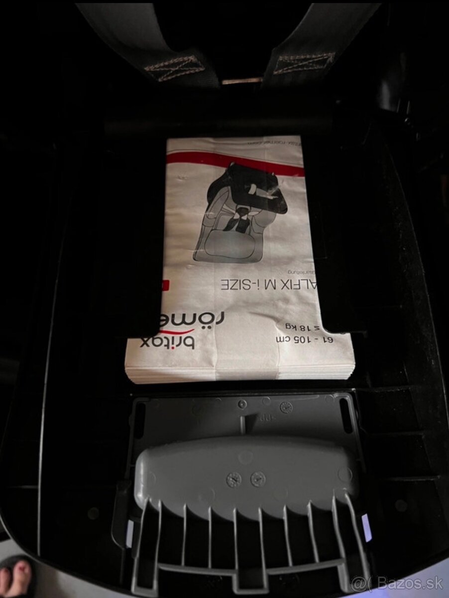 Britax Romer Dualfix M i-size - 10