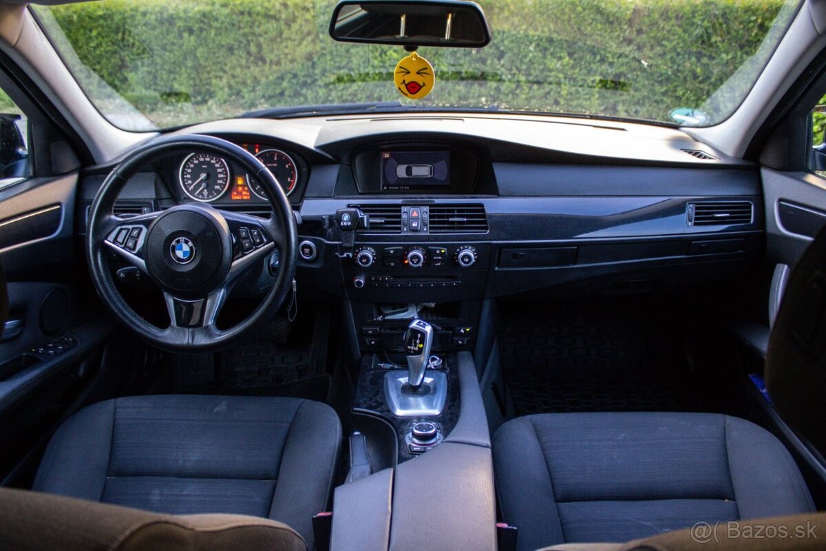 BMW Rad 5 Touring 520d E61 - 10