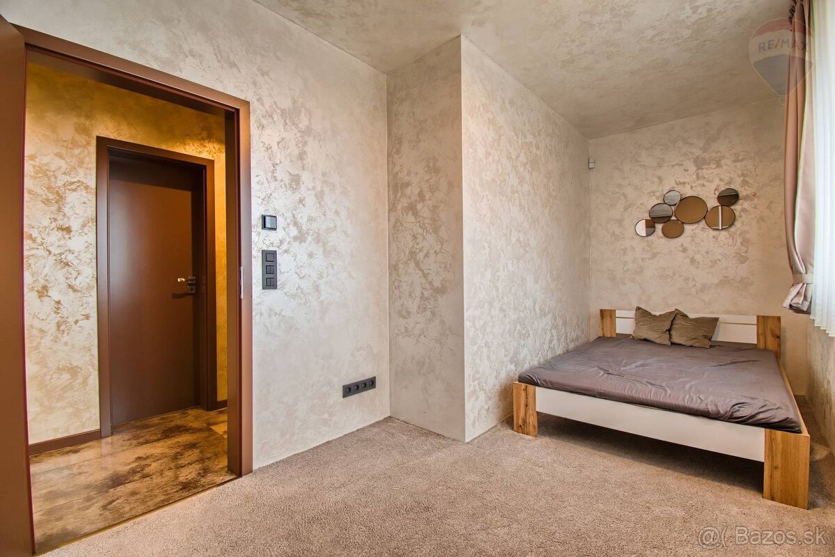 PRENÁJOM: 3IZBOVÝ KOMPLETNE ZARIADENÝ BYT, DUNAJSKÁ STREDA - - 10