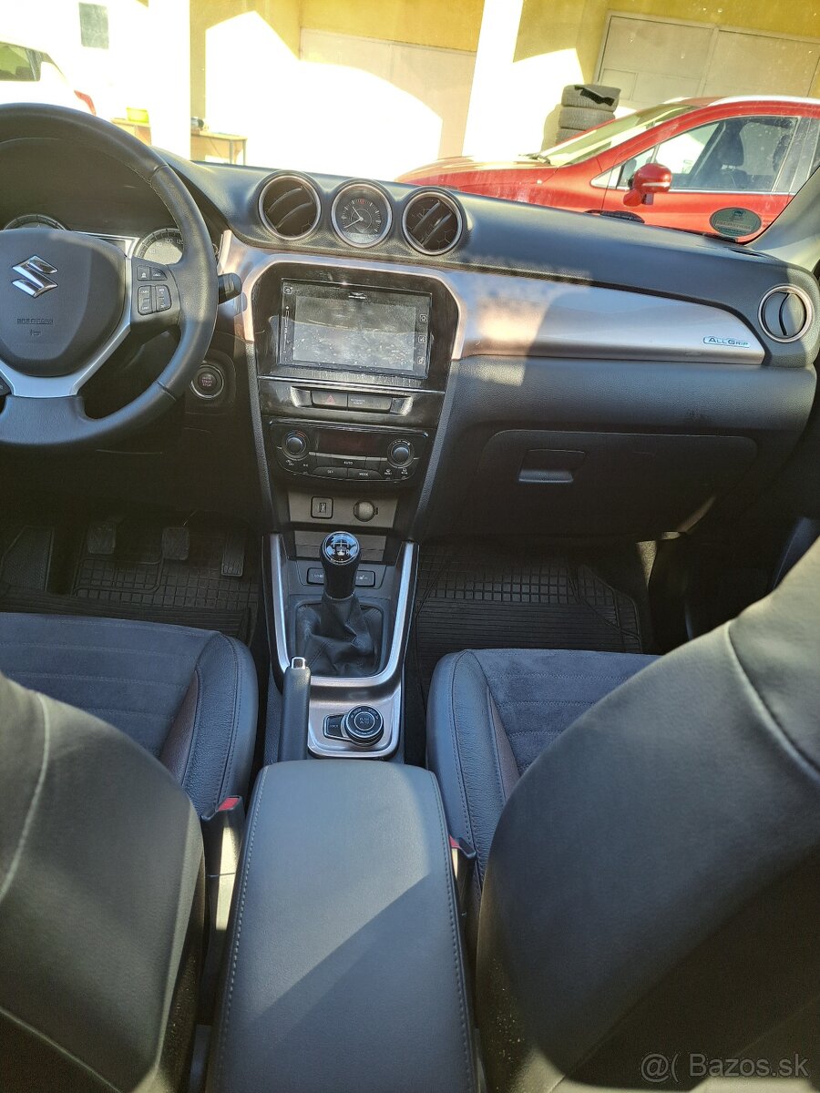 Vitara 2017, 4x4, 1,6 benzín , 88 kw, Full - 10
