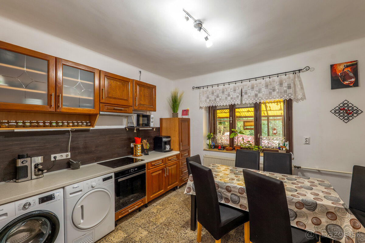 Rodinný dom obklopený prírodou | Kovácsvágás - 10