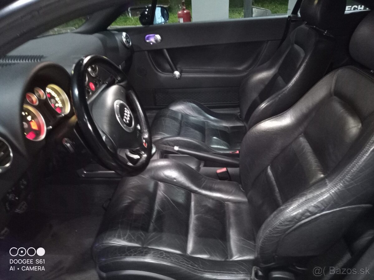 AUDI TT 1.8T 132kw - 10