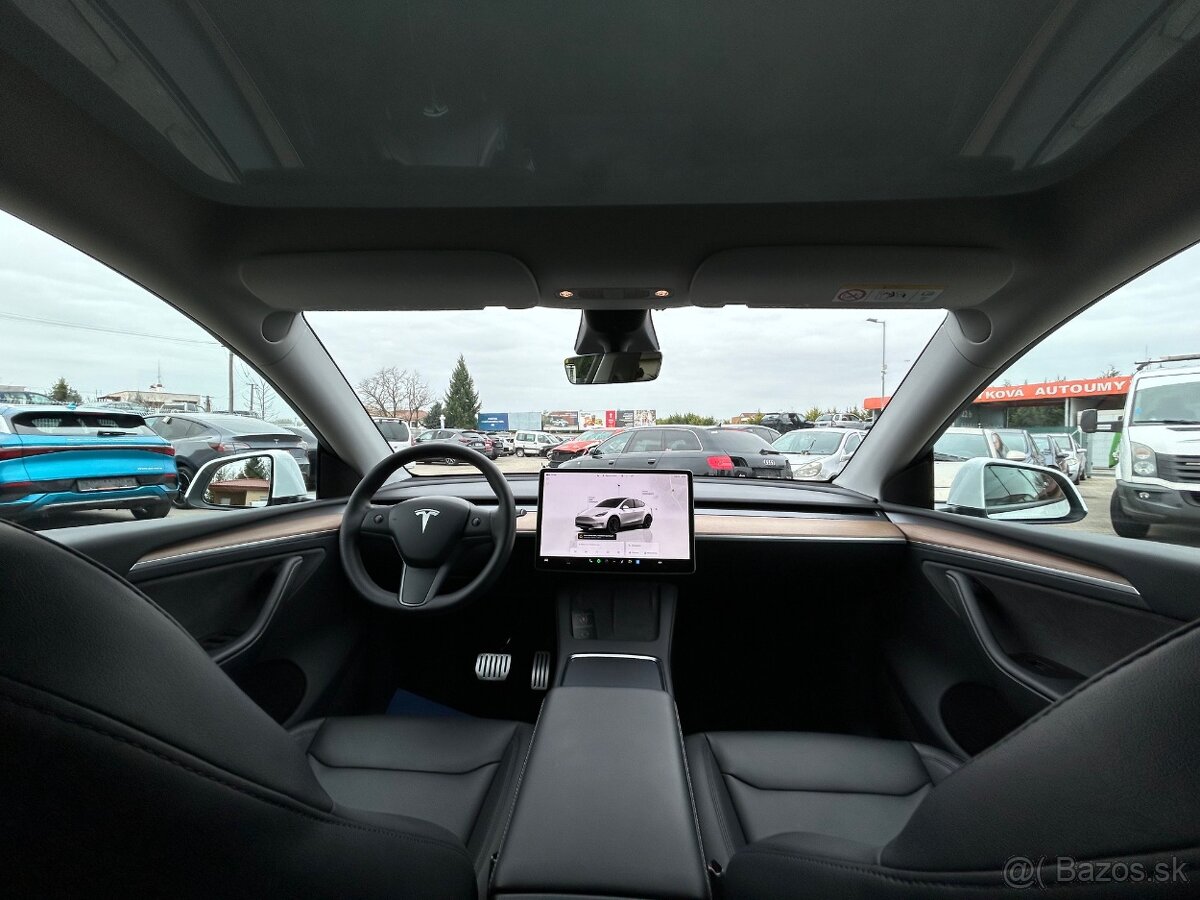 Tesla Model Y PERFORMANCE 393kW Dual Motor AWD FSD - 10