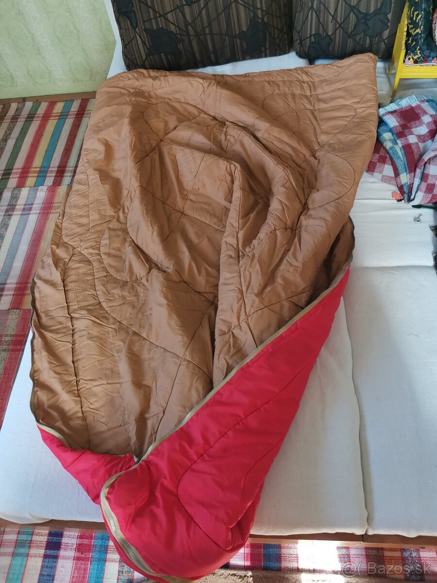 Predám starý socialistický spacák - 10