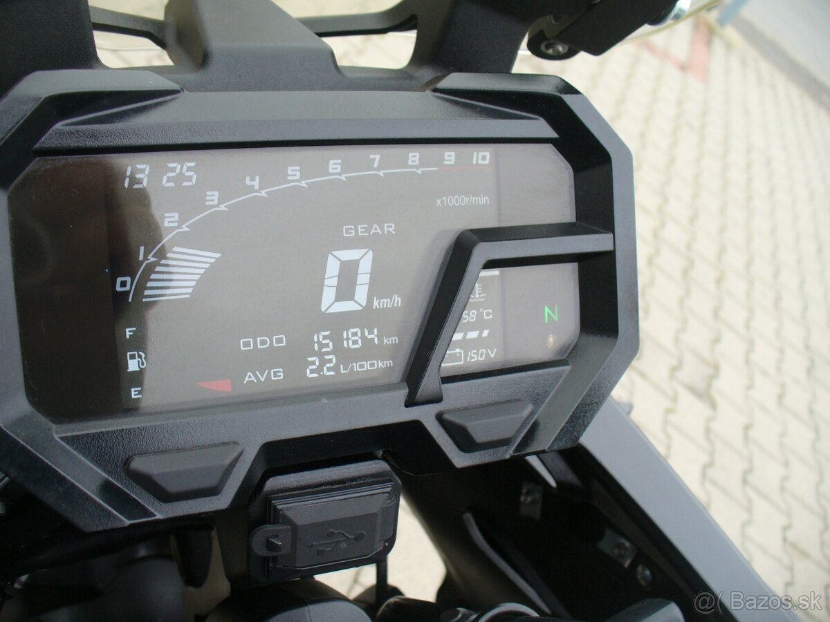 Voge 300 i DS - 10