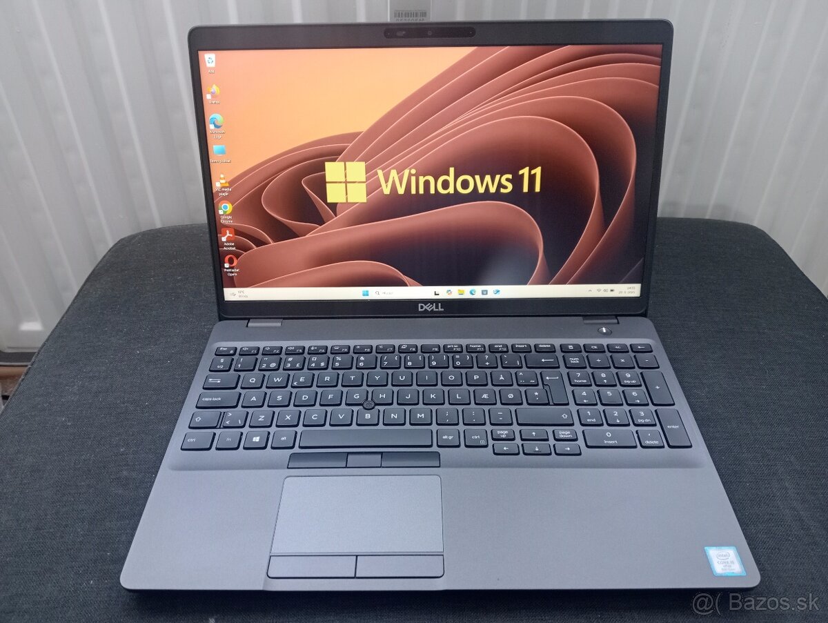 dotykový Dell Latitude5500 ,Intel® Core™i5 ,16gb ram ,Win 11 - 10